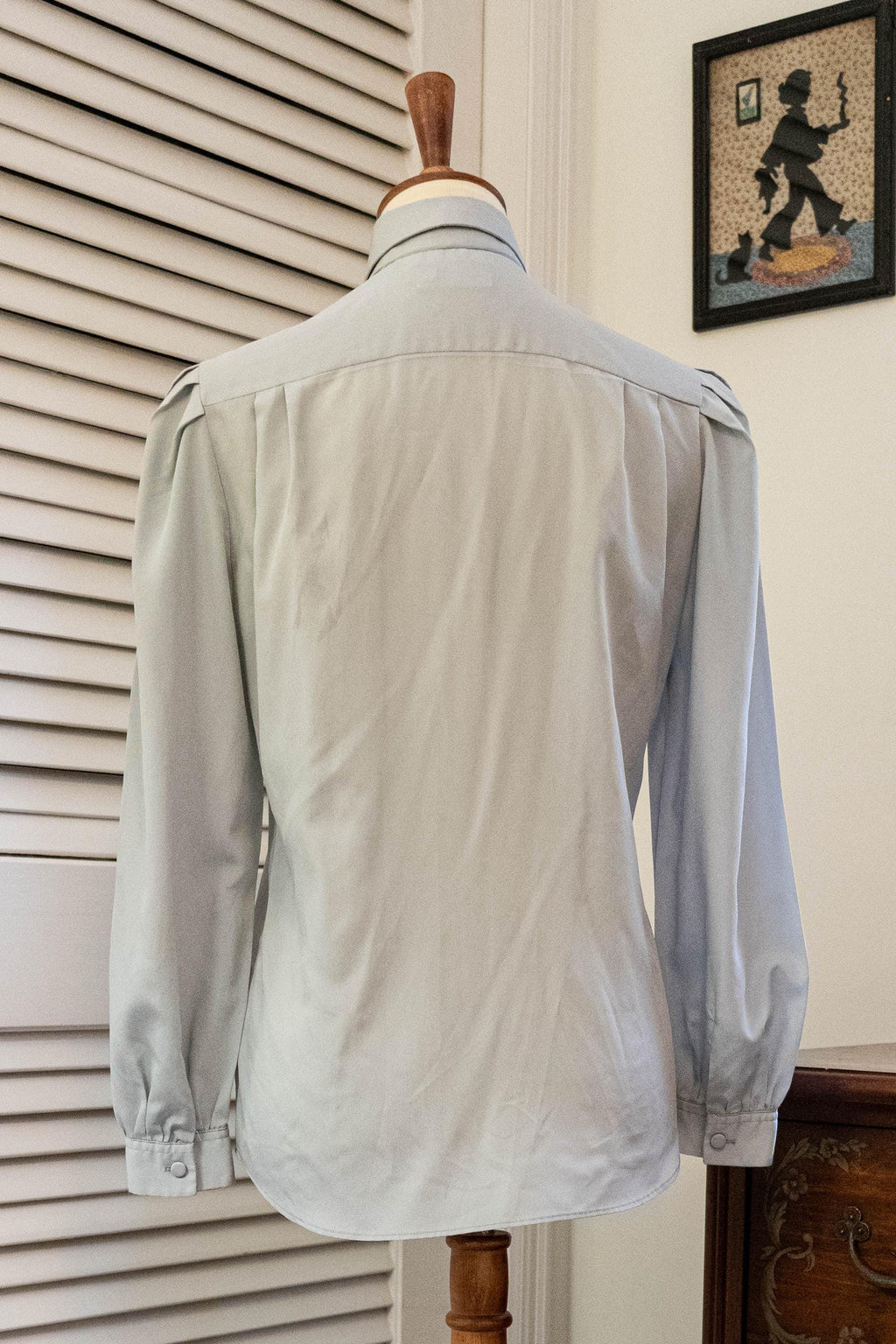 Vintage 1970s Light Grey Tuxedo Collar Button Down Blouse