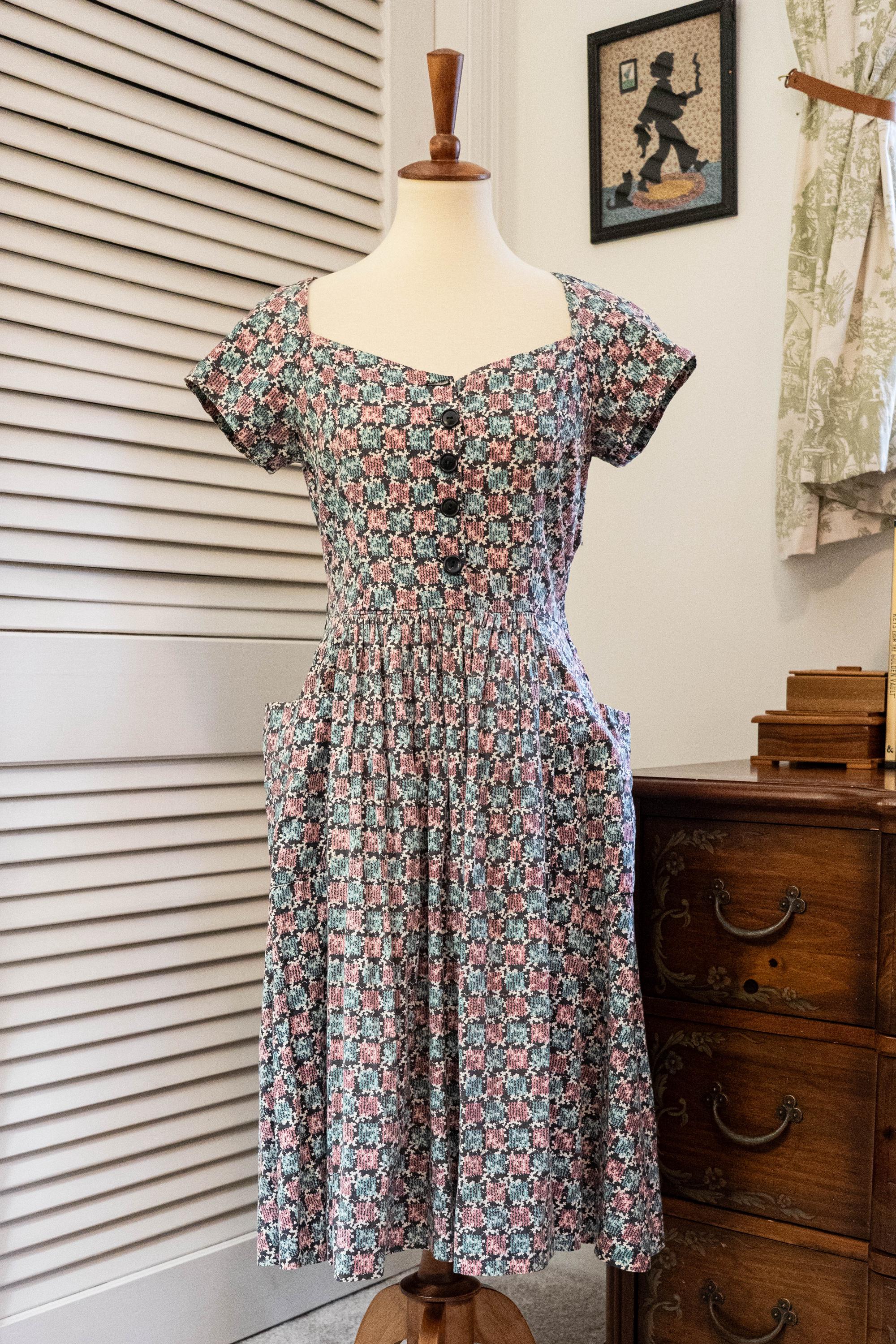 Vintage 1960s Blue Pink Abstract Print Button Down Shirt Dress