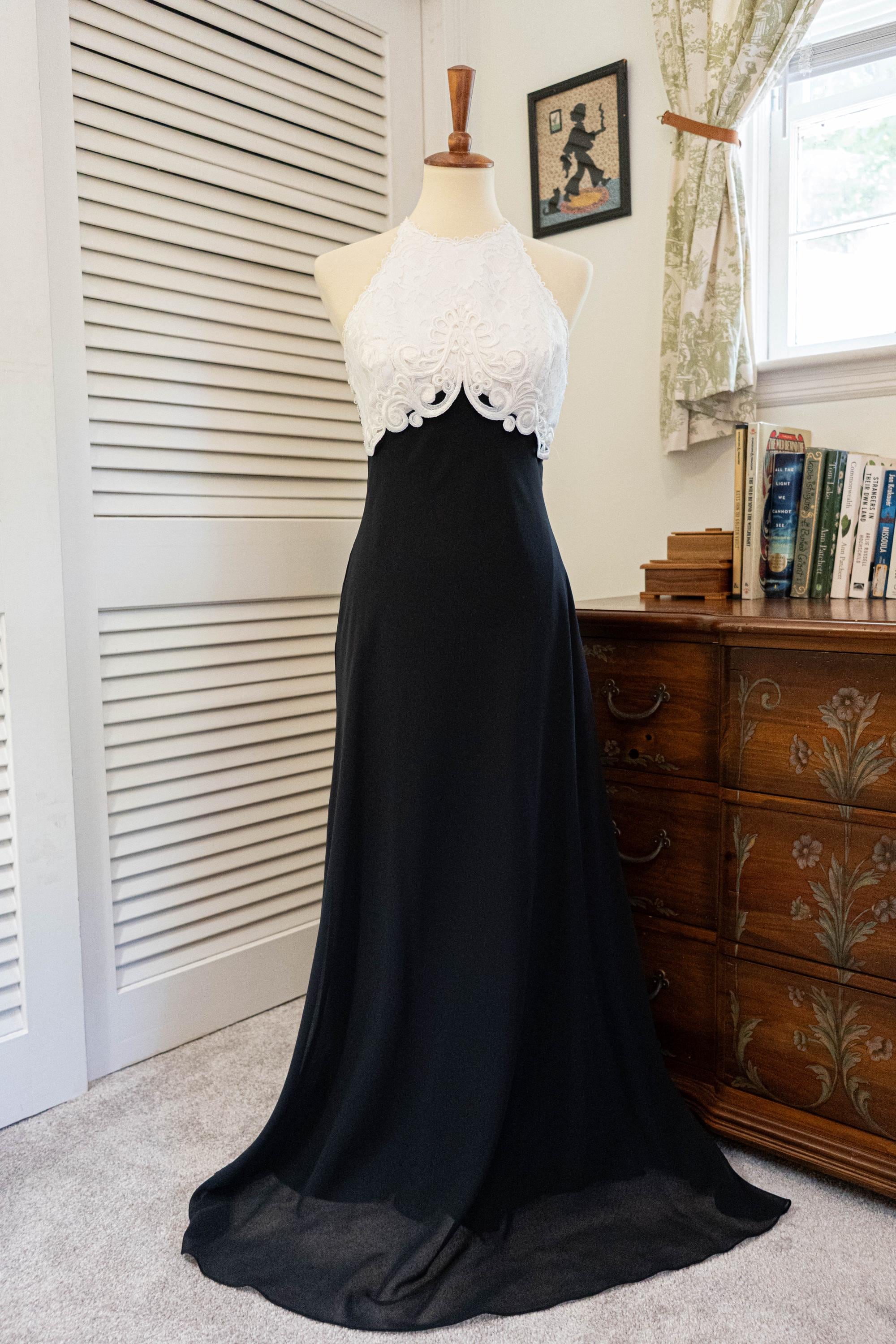 Vintage 1990s Formal Black and White Gown Prom Homecoming Dress