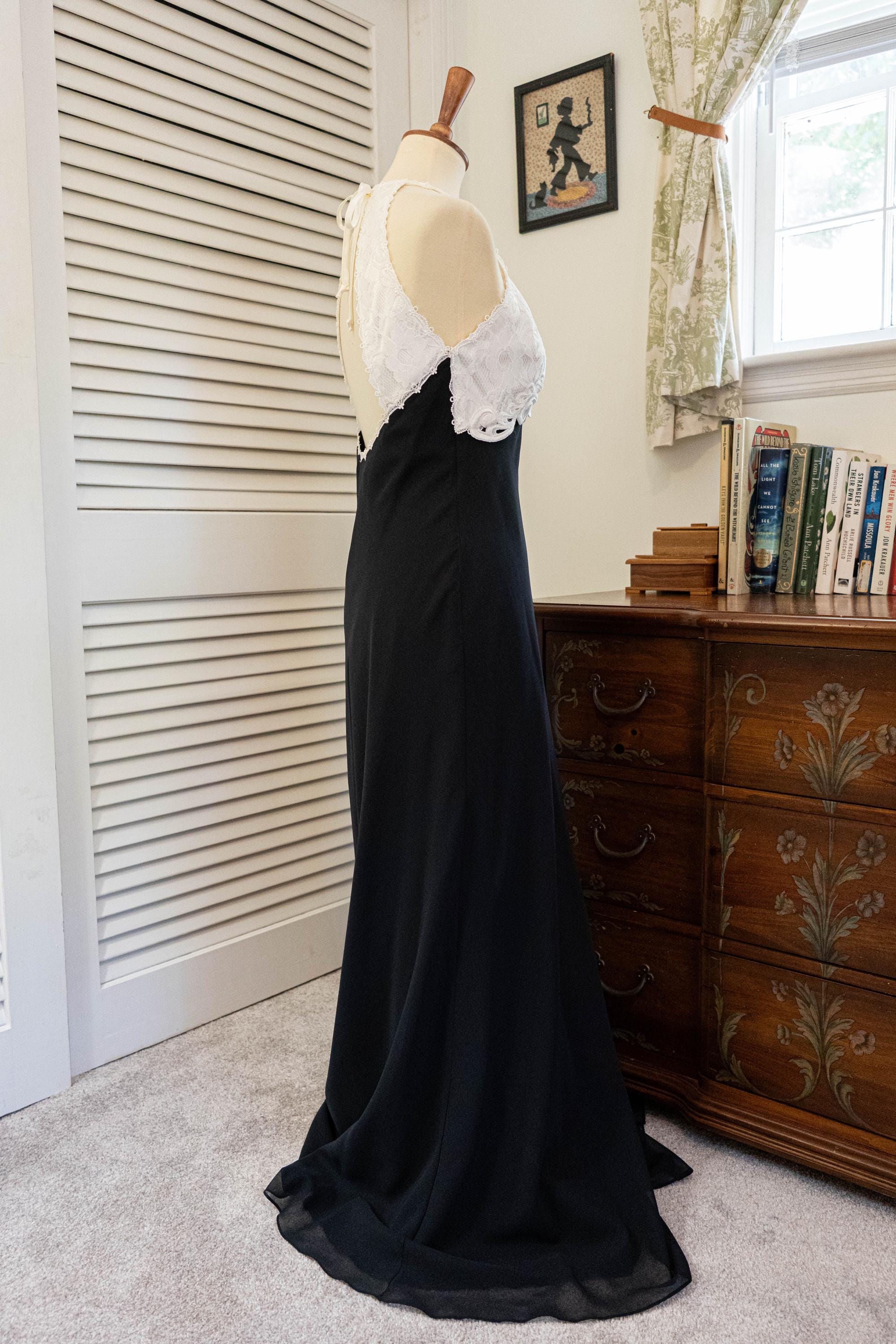 Vintage 1990s Formal Black and White Gown Prom Homecoming Dress