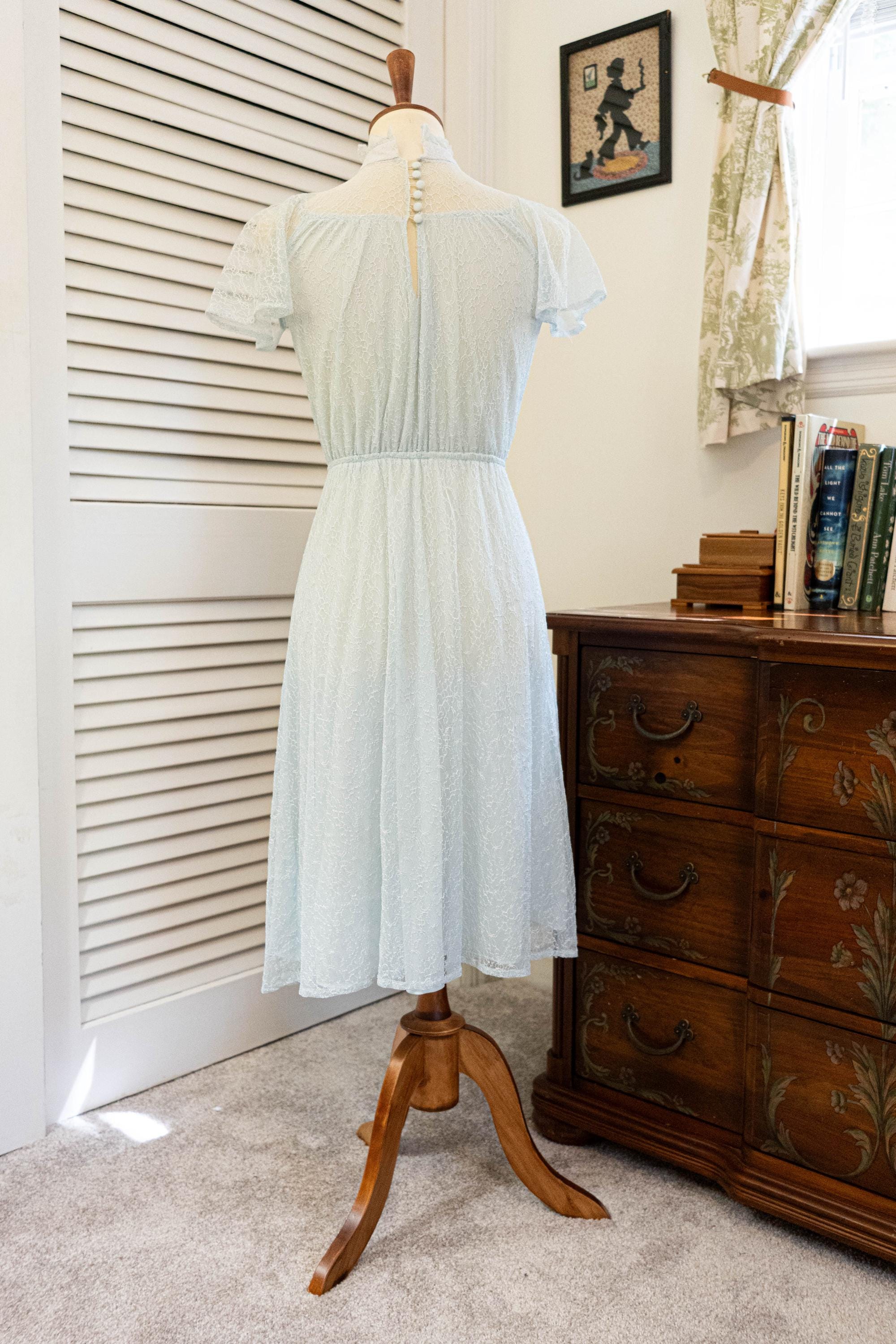 Vintage 1970s Pale Blue Floral Lace Party Dress