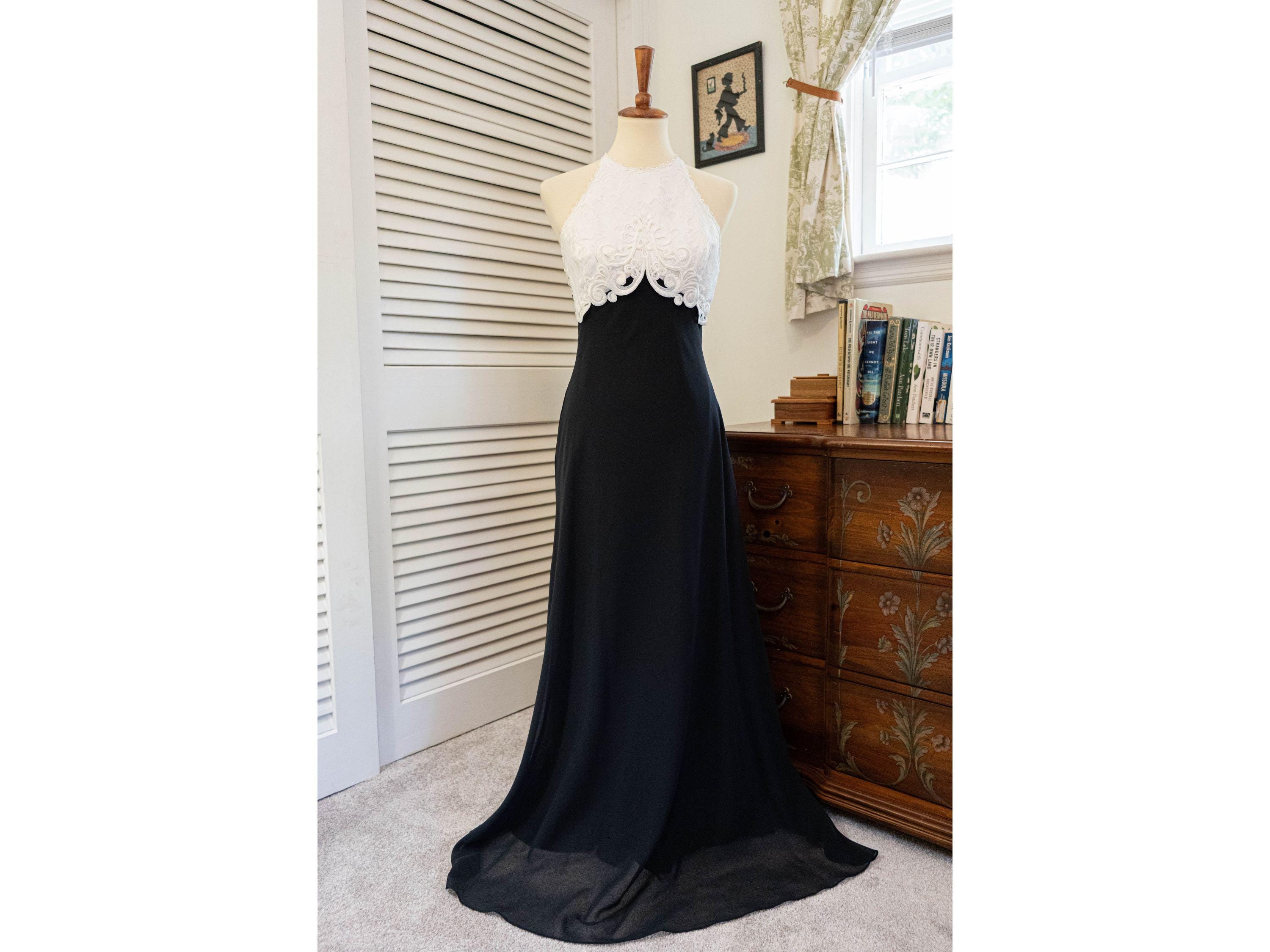 Vintage 1990s Formal Black and White Gown Prom Homecoming Dress