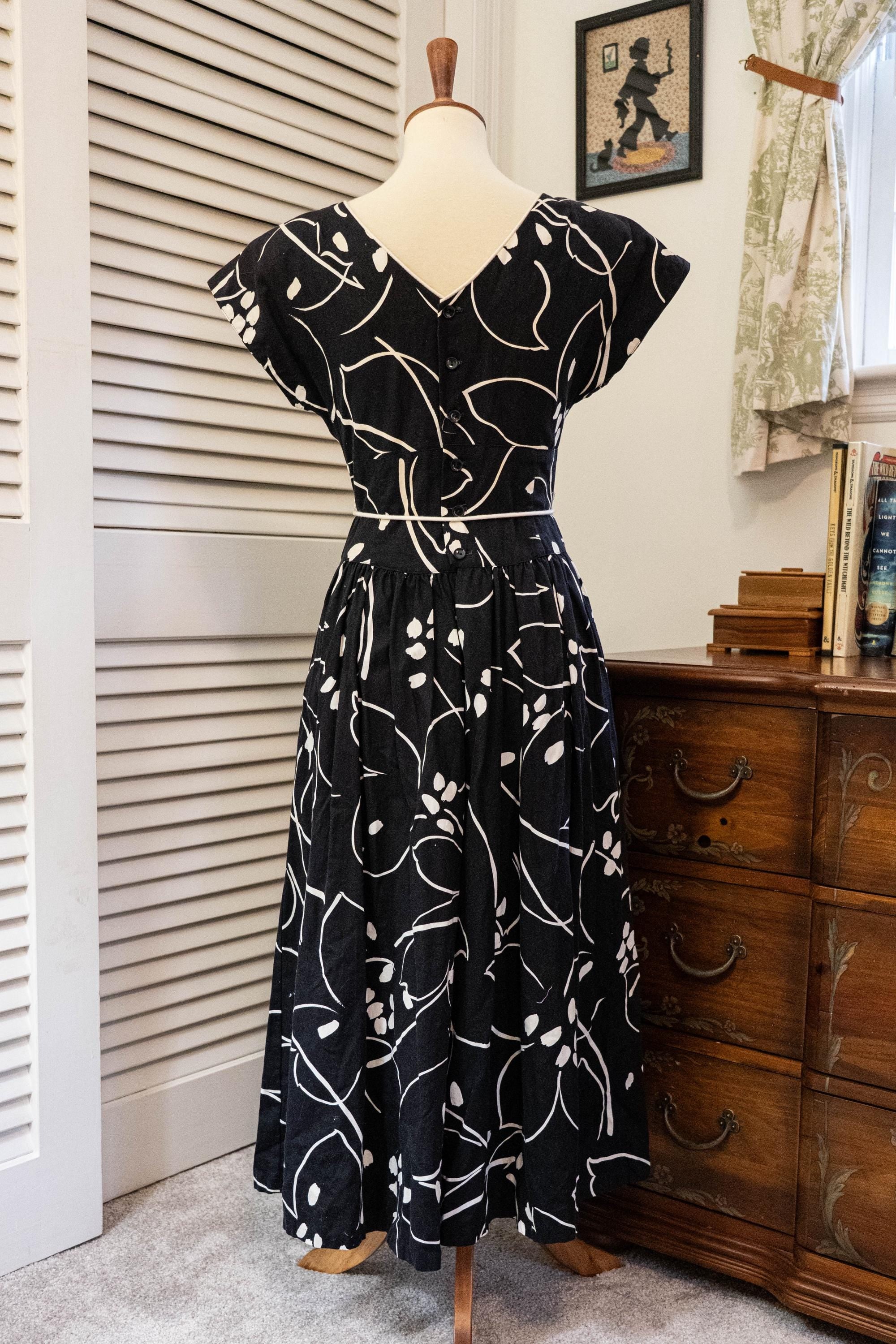 Vintage 1980s Lanz Black Floral Print Midi Dress