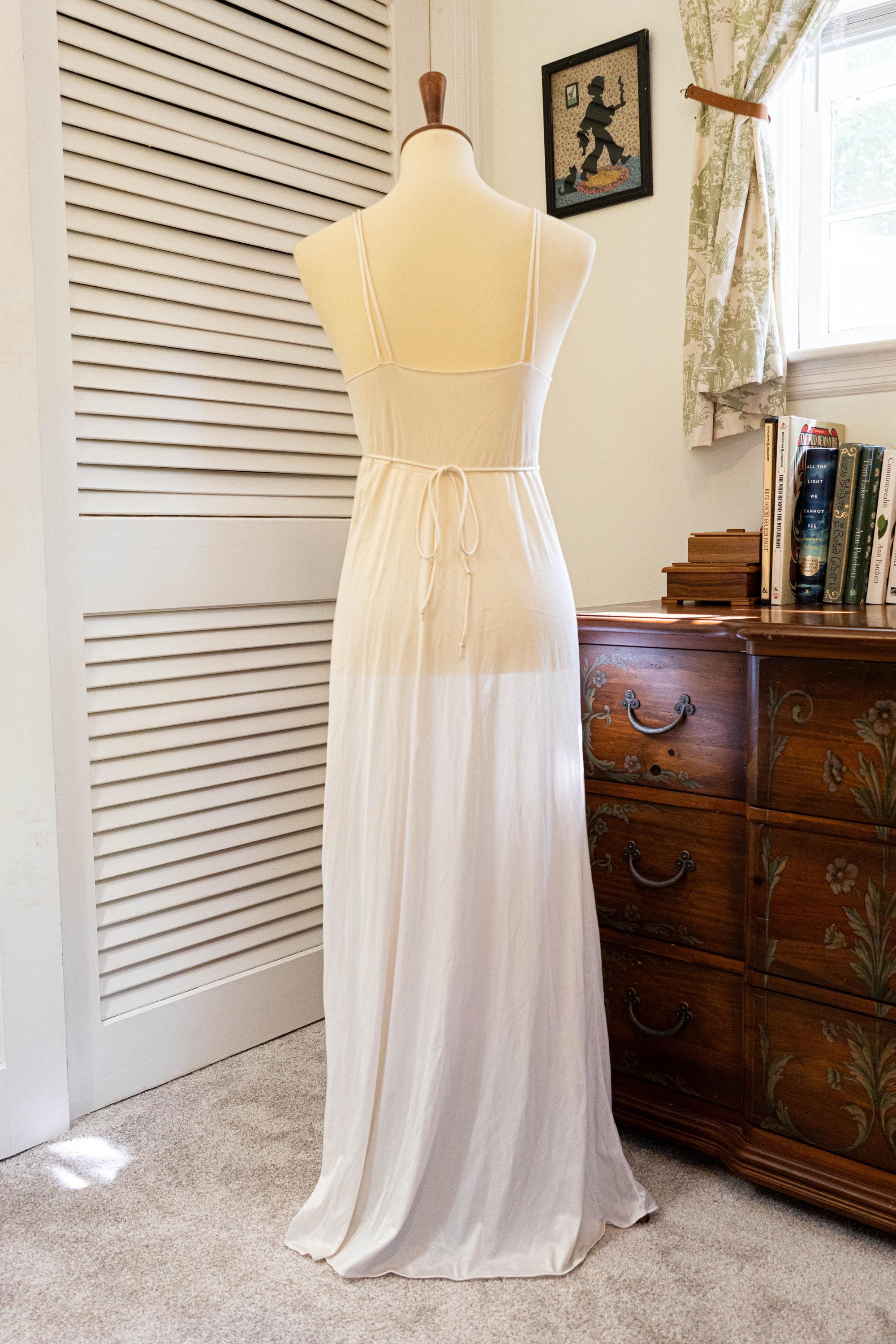 Vintage 1970s Floor Length White Butterfly Pattern Nightgown