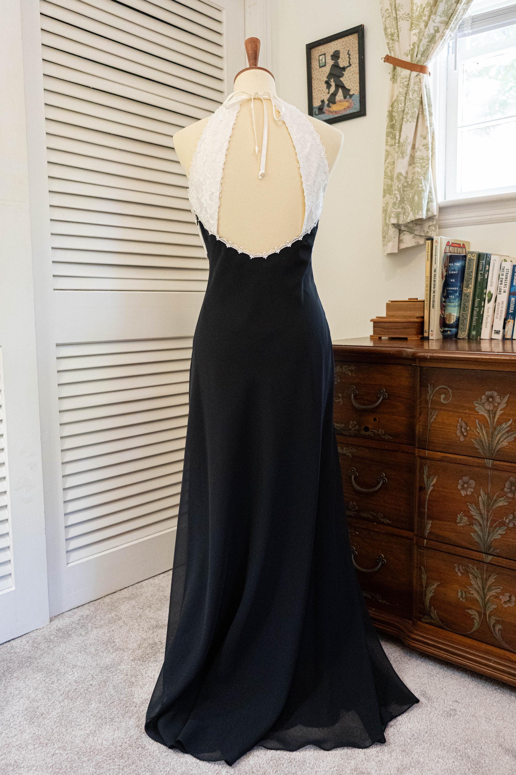 Vintage 1990s Formal Black and White Gown Prom Homecoming Dress