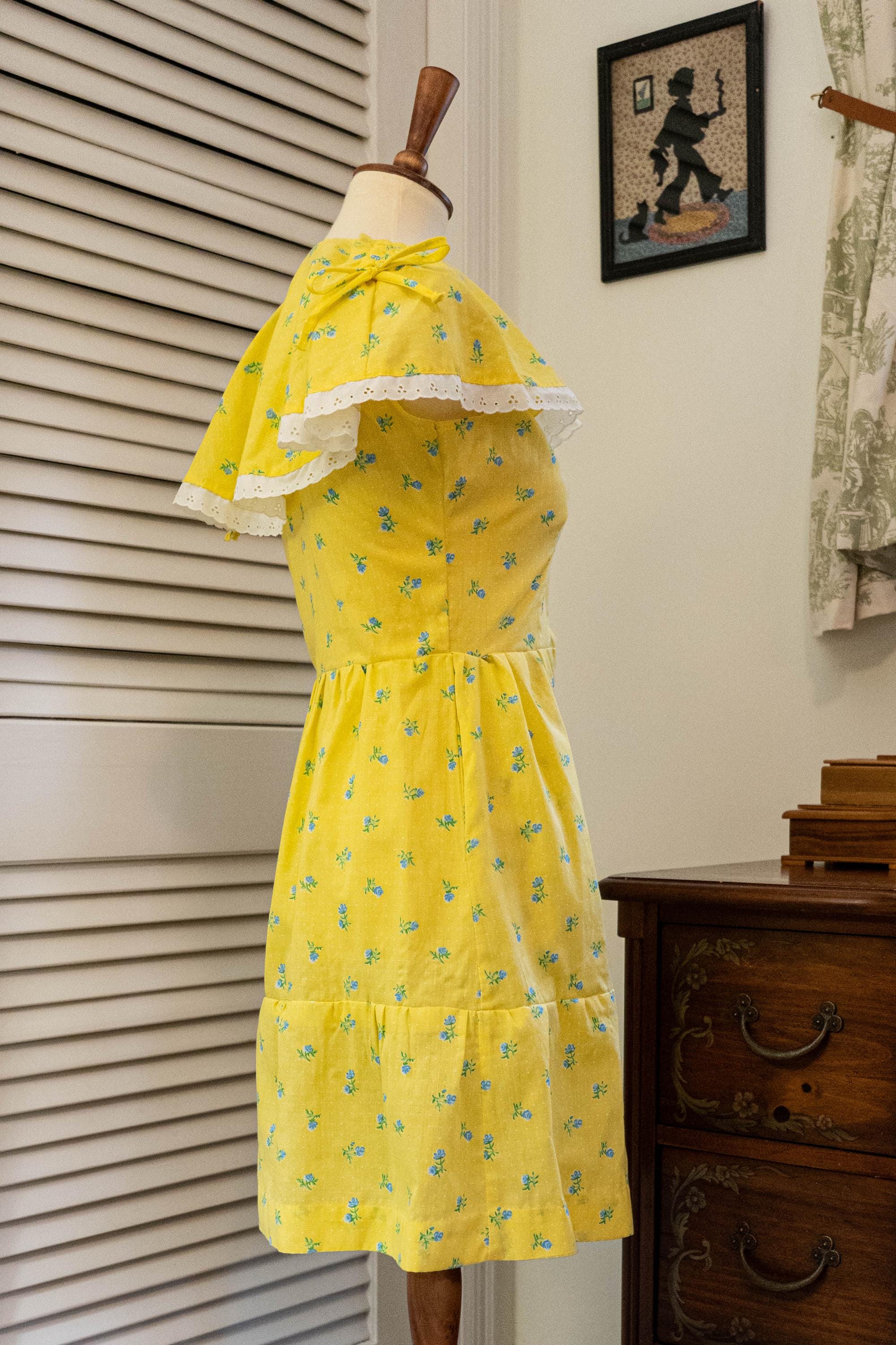 Vintage 1970s Lanz Yellow Floral Sundress with Scarf