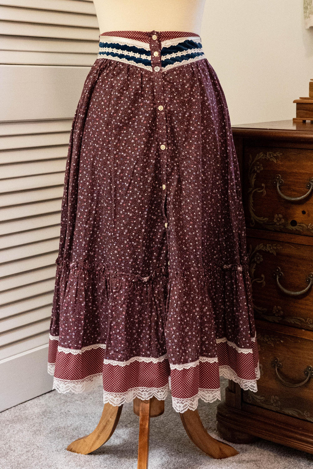 Vintage 1970s Jessica McClintock Gunnies Midi Skirt Burgundy Red