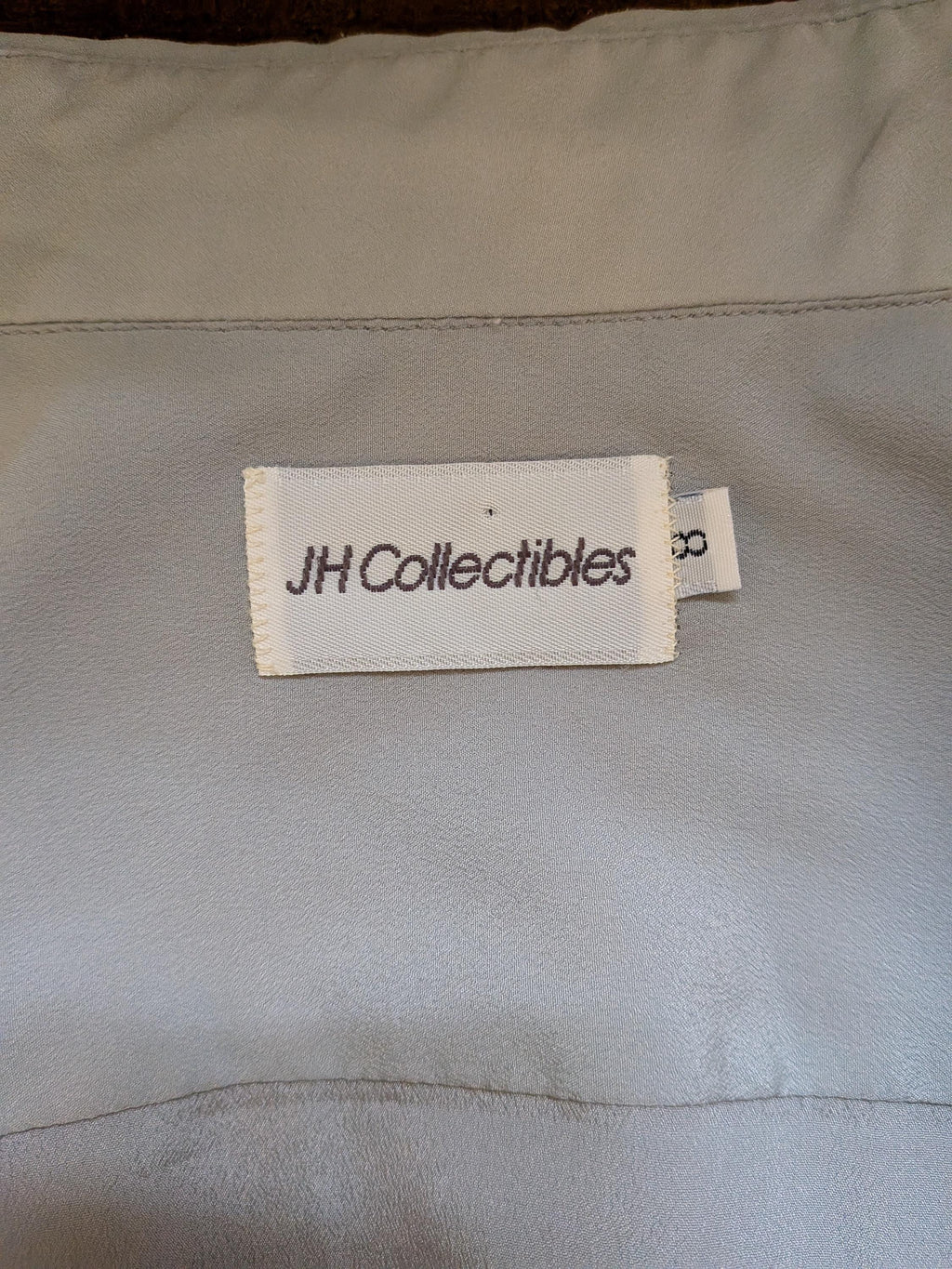 Vintage 1970s Light Grey Tuxedo Collar Button Down Blouse