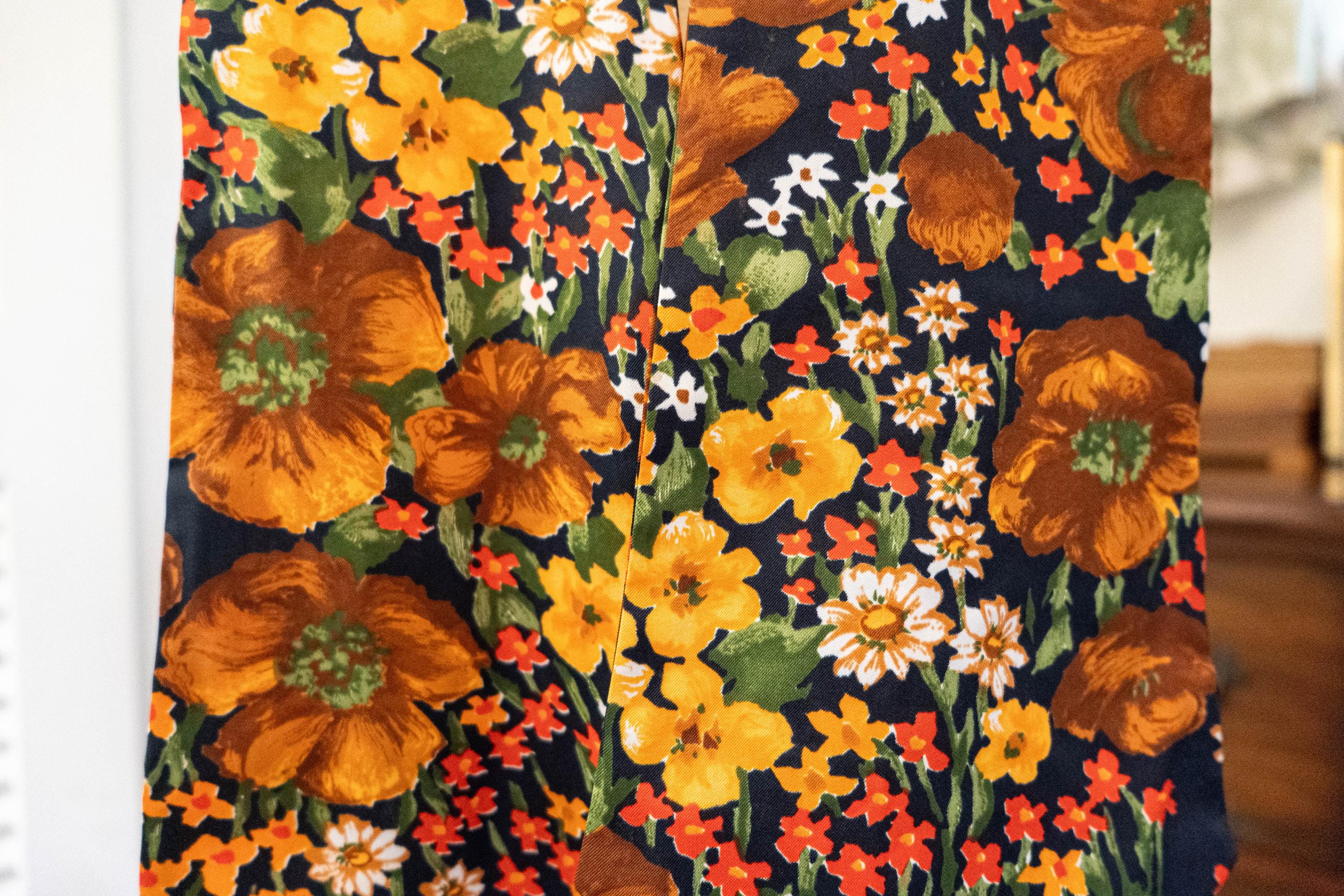 Vintage 1970s Earthy Toned Floral Scarf