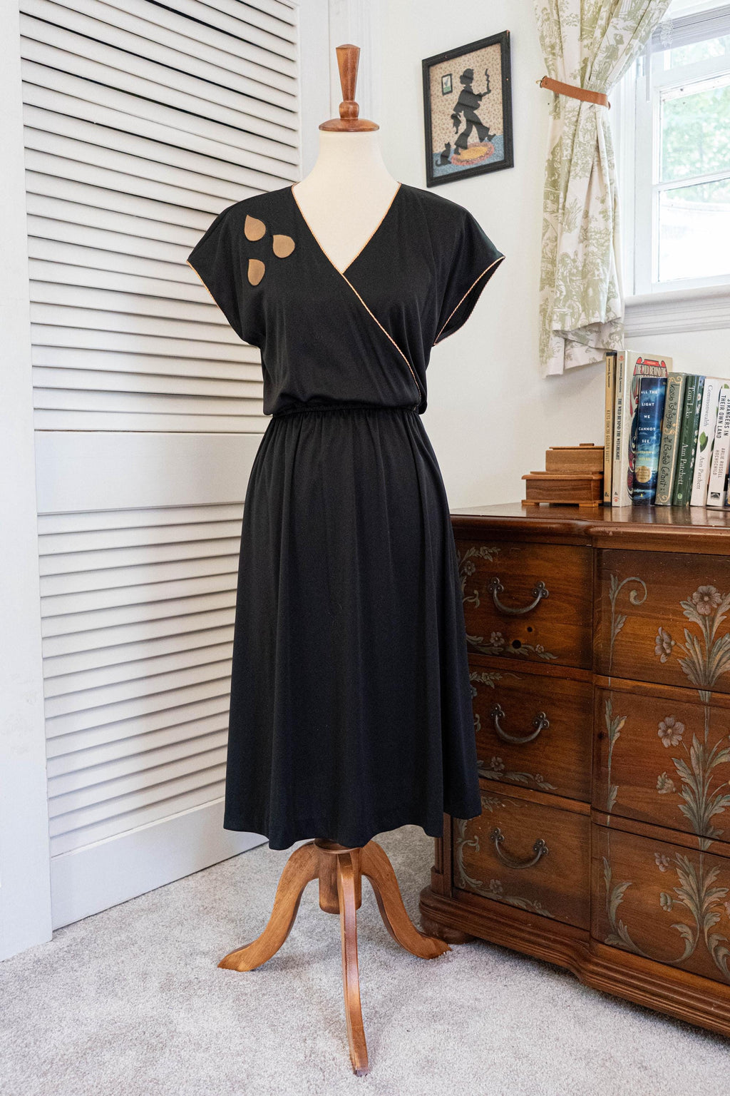 Vintage 1970s Black Tan Teardrop Pattern Dress