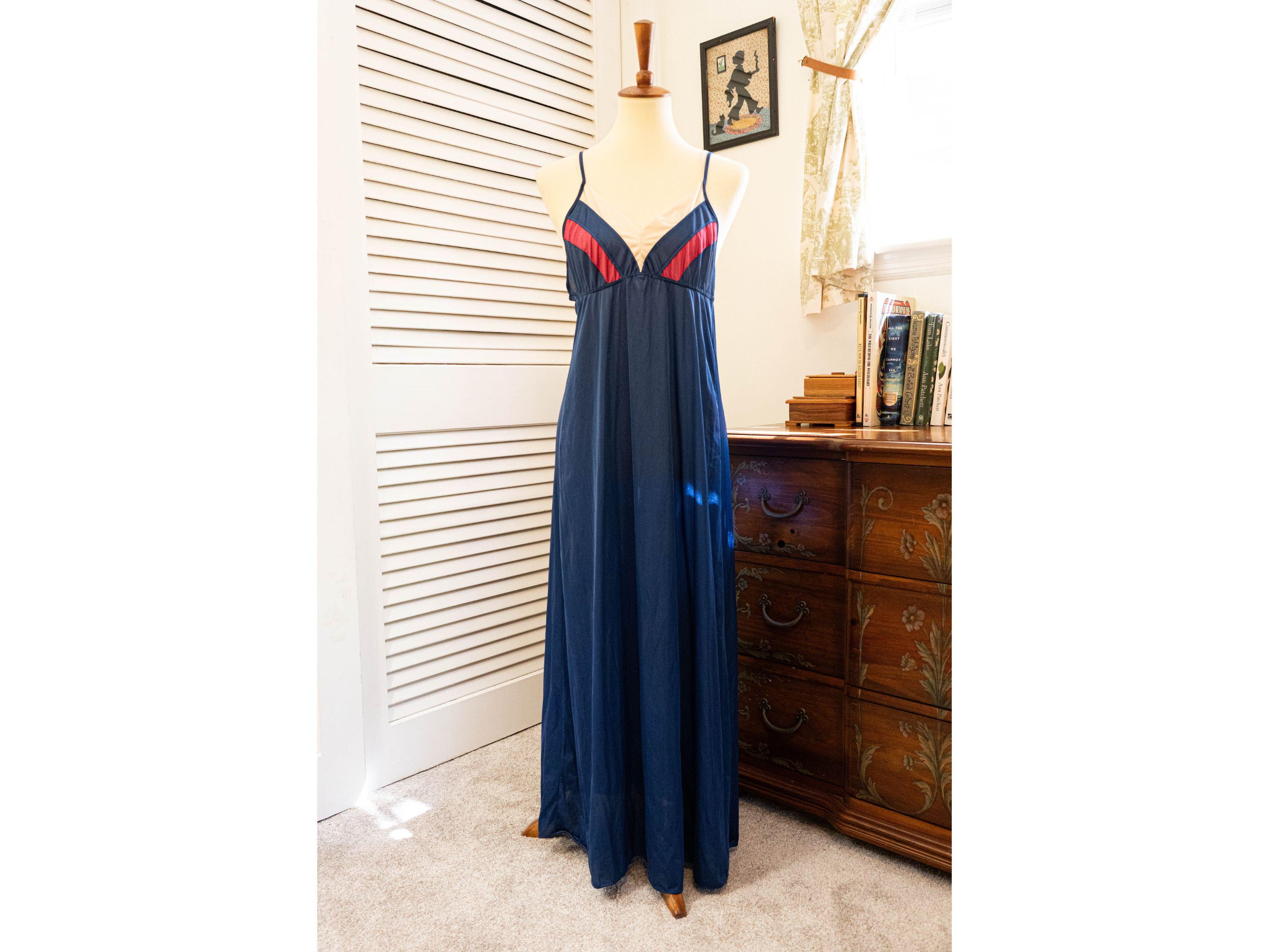 Vintage 1970s Blue Floor Length Nightgown