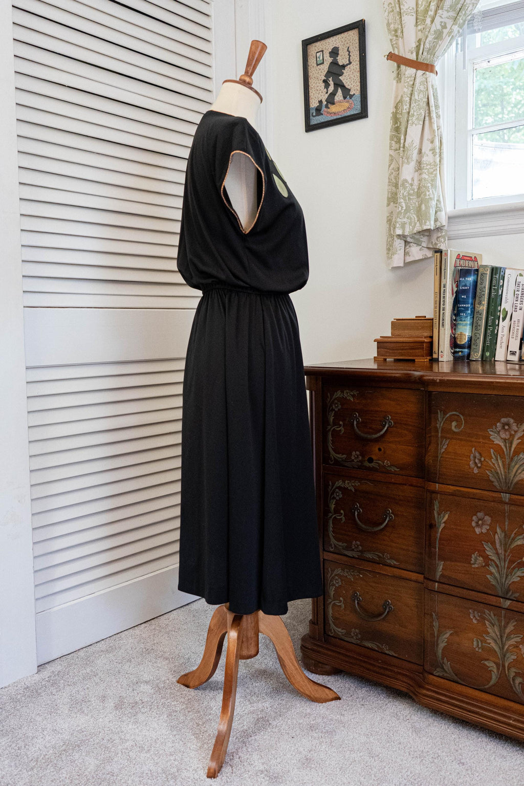 Vintage 1970s Black Tan Teardrop Pattern Dress