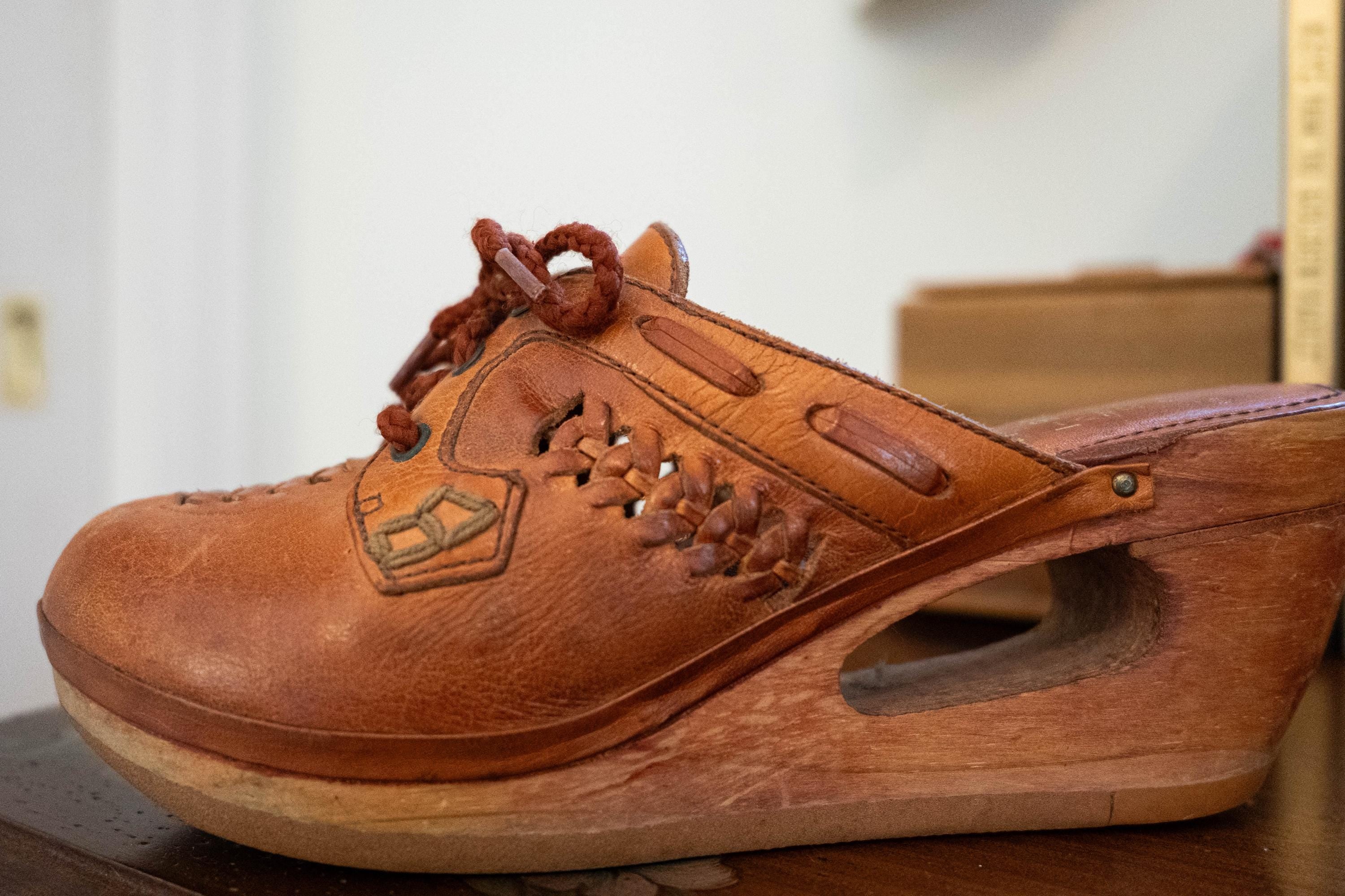 Vintage 1970s Leather Mules Lace Up Open Heel